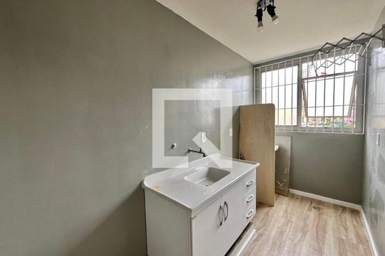 Cozinha e Área de Serviço de kitnet/studio à venda com 1 quarto, 36m² em Centro, Campinas