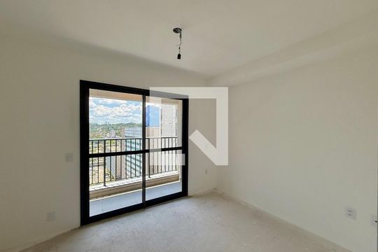 Quarto de kitnet/studio para alugar com 0 quarto, 24m² em Vila Cordeiro, São Paulo
