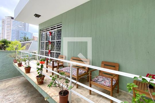 Varanda frente de casa à venda com 6 quartos, 368m² em Serra, Belo Horizonte