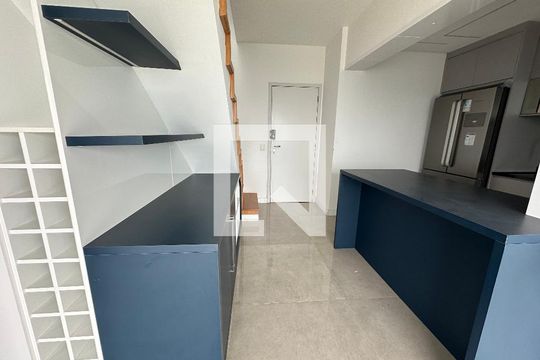 Sala de apartamento para alugar com 2 quartos, 188m² em Melville Empresarial Ii, Barueri