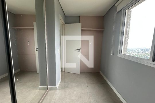 Quarto de apartamento à venda com 2 quartos, 188m² em Melville Empresarial Ii, Barueri