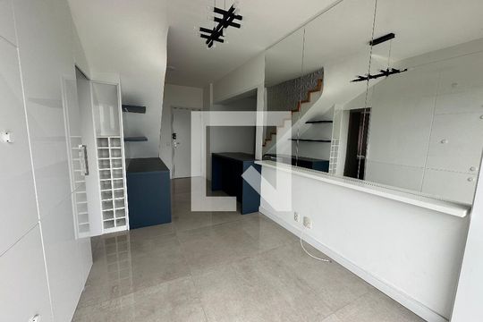 Sala de apartamento para alugar com 2 quartos, 188m² em Melville Empresarial Ii, Barueri