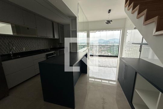 Sala de apartamento para alugar com 2 quartos, 188m² em Melville Empresarial Ii, Barueri