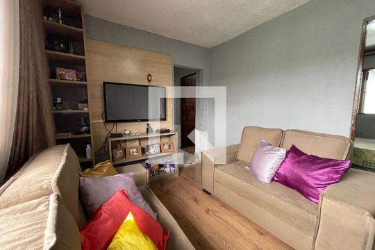 Sala de casa à venda com 4 quartos, 130m² em Vila Sao Domingos, São Paulo