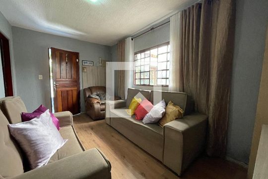 Sala de casa à venda com 4 quartos, 250m² em Vila Sao Domingos, São Paulo