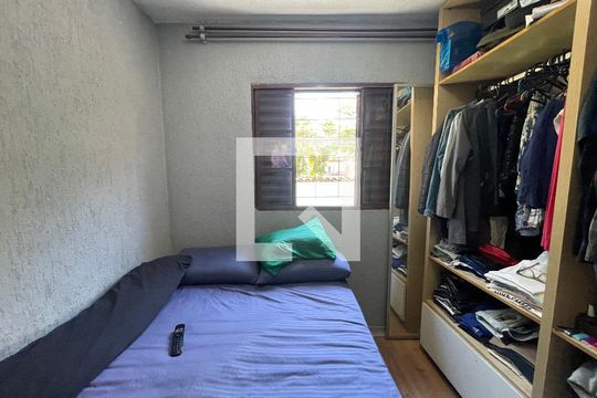 Quarto 1 de casa à venda com 4 quartos, 250m² em Vila Sao Domingos, São Paulo