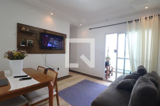 Sala de apartamento à venda com 2 quartos, 62m² em Vila Metalúrgica, Santo André