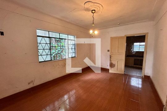 Sala de casa à venda com 3 quartos, 200m² em Vila Galvão, Guarulhos