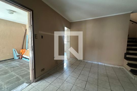 Sala de casa à venda com 4 quartos, 125m² em Vila Sao Jorge, Barueri