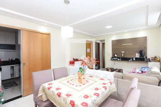 Apartamento à venda com 3 quartos, 85m² em Novo Riacho, Contagem