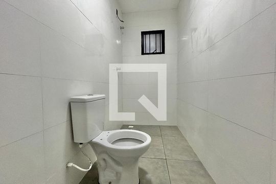Banheiro de apartamento para alugar com 2 quartos, 42m² em Rondônia, Novo Hamburgo