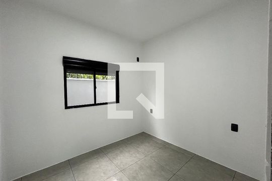 Quarto de apartamento para alugar com 2 quartos, 42m² em Rondônia, Novo Hamburgo