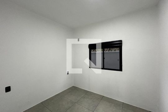 Quarto de apartamento para alugar com 1 quarto, 29m² em Rondônia, Novo Hamburgo