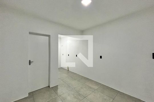 Sala de apartamento para alugar com 1 quarto, 29m² em Rondônia, Novo Hamburgo