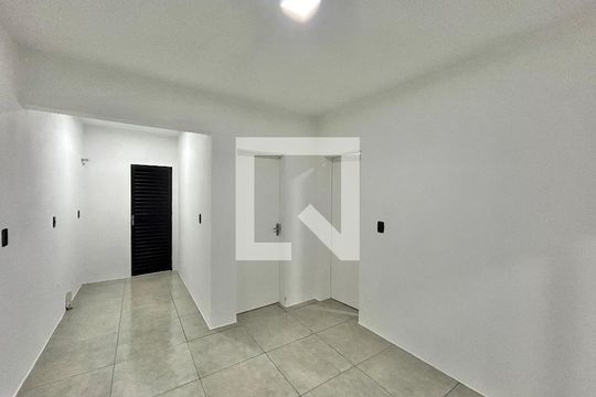 Sala de apartamento para alugar com 1 quarto, 29m² em Rondônia, Novo Hamburgo