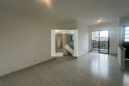 Apartamento para alugar com 2 quartos, 59m² em Outeiro de São Fernando, Barueri
