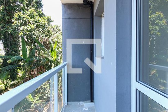 Varanda Sala - Cozinha de apartamento à venda com 2 quartos, 42m² em Itaquera, São Paulo