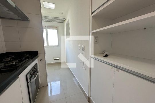 Cozinha de apartamento à venda com 3 quartos, 87m² em Jardim Esperanca, Barueri