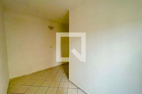 Quarto 1 de casa à venda com 5 quartos, 300m² em Jardim Rosa de Franca, Guarulhos