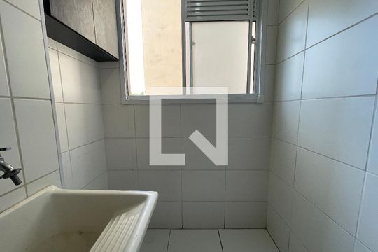 Cozinha e Área de Serviço de apartamento à venda com 2 quartos, 41m² em Jardim Celeste, São Paulo