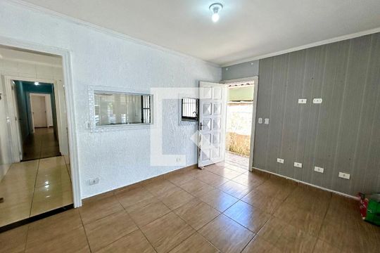 Sala de casa à venda com 2 quartos, 150m² em Vila Rosalia, Guarulhos