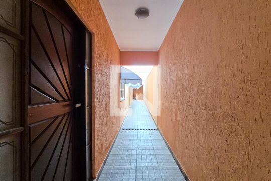 Corredor de casa à venda com 4 quartos, 253m² em Jordanópolis, São Bernardo do Campo