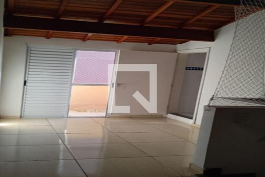 Casa para alugar com 3 quartos, 180m² em Chácara Seis de Outubro, São Paulo