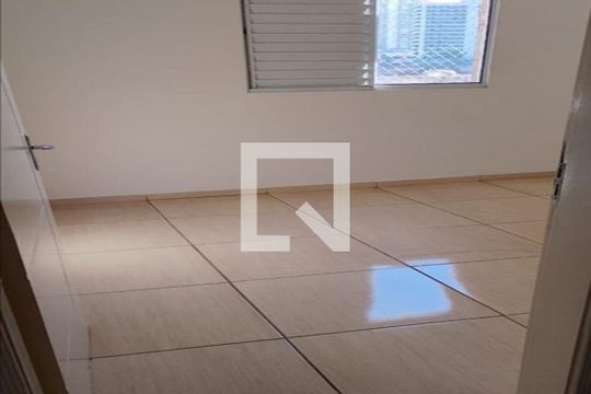 Casa para alugar com 3 quartos, 180m² em Chácara Seis de Outubro, São Paulo