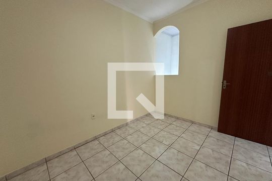 Quarto 1 de casa à venda com 3 quartos, 260m² em Jardim Sao Pedro, Barueri