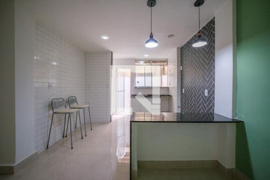Cozinha de apartamento para alugar com 2 quartos, 80m² em Tijuca, Rio de Janeiro