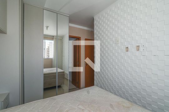 Quarto Suíte de apartamento para alugar com 2 quartos, 52m² em Santa Fe, Porto Alegre