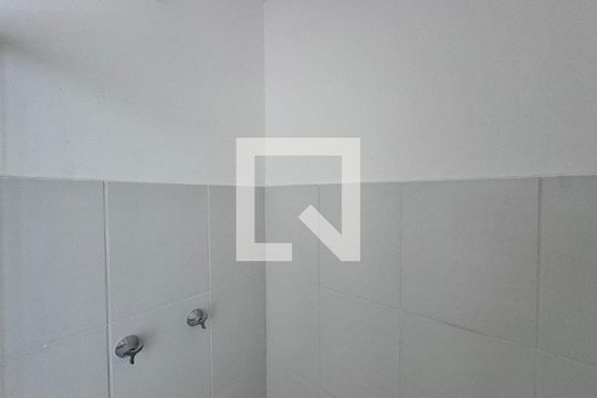 Banheiro Social de apartamento para alugar com 2 quartos, 46m² em Recreio dos Bandeirantes, Rio de Janeiro