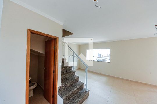 Casa à venda com 3 quartos, 100m² em Vila Lucia, São Paulo