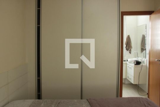 Suite 1 de apartamento para alugar com 3 quartos, 210m² em Ponta da Praia, Santos
