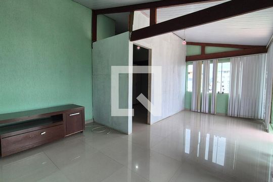 Apartamento para alugar com 2 quartos, 120m² em União, Belo Horizonte