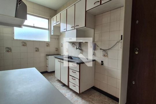 Apartamento para alugar com 2 quartos, 120m² em União, Belo Horizonte