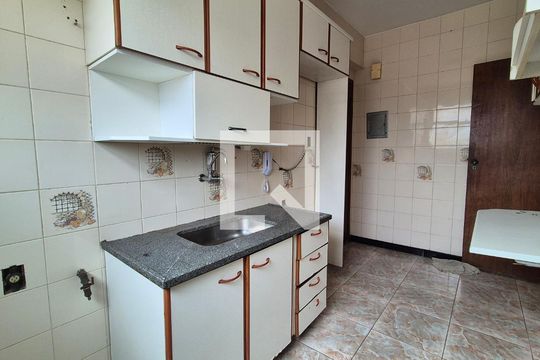 Apartamento para alugar com 2 quartos, 120m² em União, Belo Horizonte