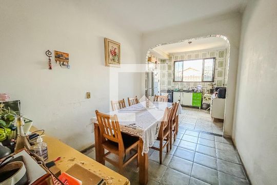 Casa à venda com 3 quartos, 176m² em São Benedito, Belo Horizonte