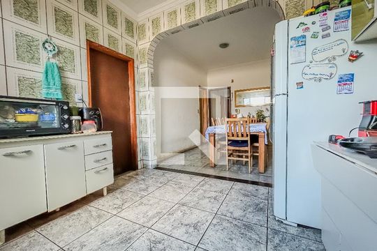 Casa à venda com 3 quartos, 176m² em São Benedito, Belo Horizonte