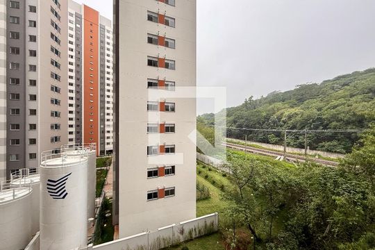 Vista  de apartamento para alugar com 2 quartos, 39m² em Usina Piratininga, São Paulo