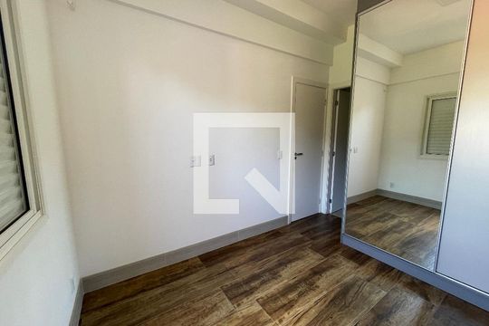 Quarto 1 de casa de condomínio para alugar com 1 quarto, 42m² em Granja Viana, Cotia