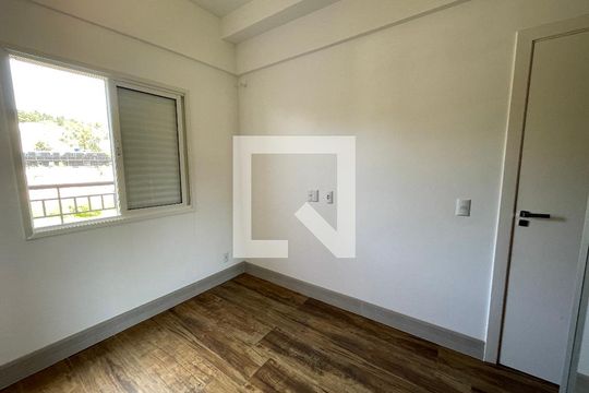 Quarto 1 de casa de condomínio para alugar com 1 quarto, 42m² em Granja Viana, Cotia