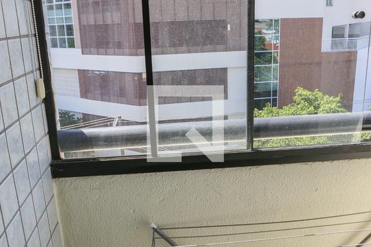 Apartamento para alugar com 3 quartos, 71m² em Pompeia, São Paulo