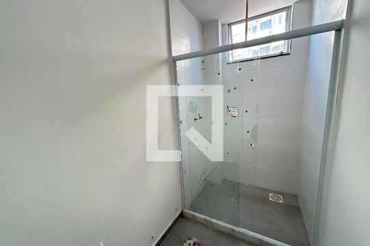 Banheiro de apartamento para alugar com 2 quartos, 100m² em Méier, Rio de Janeiro