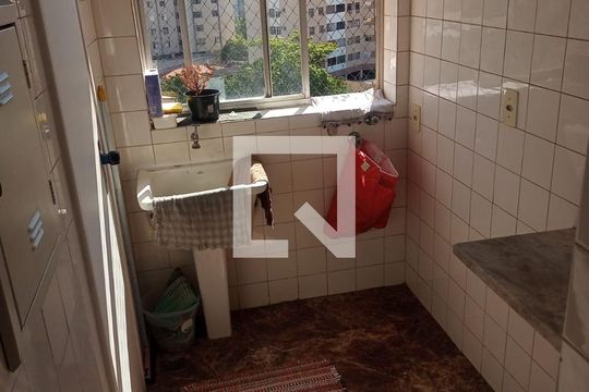 Apartamento à venda com 2 quartos, 70m² em Horto, Belo Horizonte
