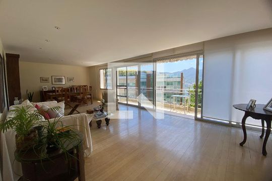 Sala  de apartamento à venda com 3 quartos, 156m² em Lagoa, Rio de Janeiro