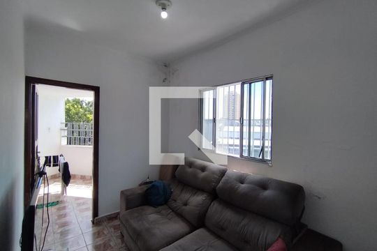 Sala de casa de condomínio à venda com 4 quartos, 270m² em Vila Conde do Pinhal, São Paulo
