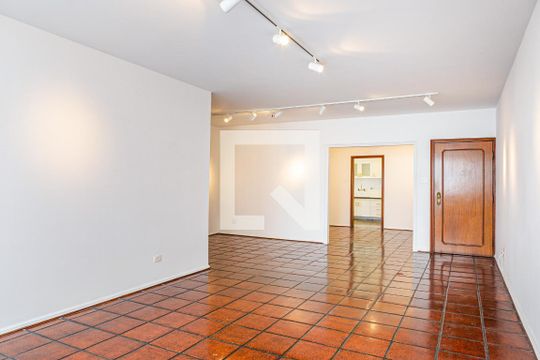 Apartamento à venda com 3 quartos, 152m² em Itaim Bibi, São Paulo