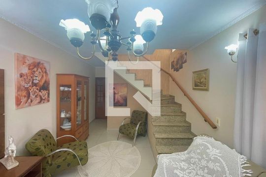 Sala de casa à venda com 3 quartos, 175m² em Vila Milton , Guarulhos