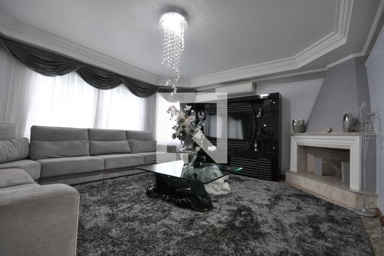 Sala de casa à venda com 4 quartos, 345m² em Tremembé, São Paulo